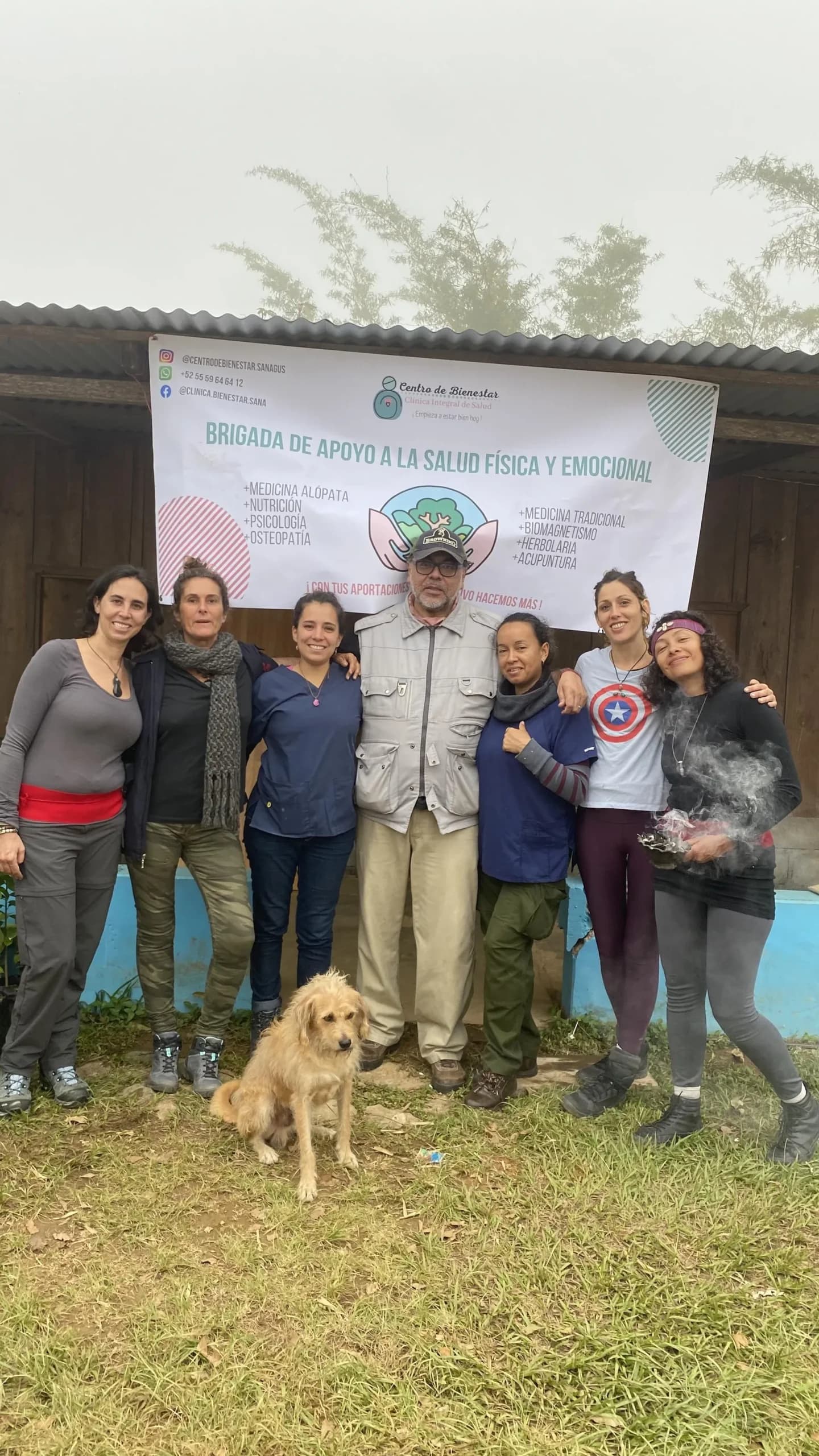 Equipo Equilia en brigada de salud
